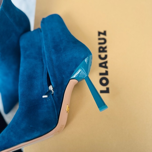 LOLACRUZ Suede “Austro” Ankle Boots 💙 Brand new, Never Worn 💙 size 6 - Picture 6 of 10